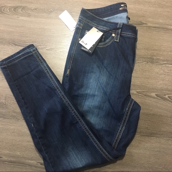 Seven7 Skinny Jeans, size 14W - Picture 7 of 7